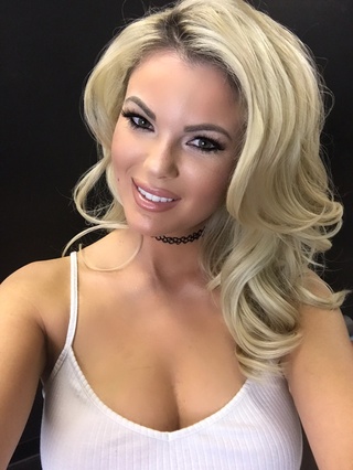 it's cumpleaños nenas https://t.co/zyreeeeony