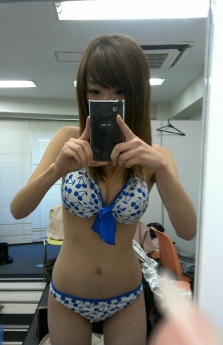 初ついーと♥このまえのピグ１撮影会のときの水着～♥ http://t.co/zio5ekco