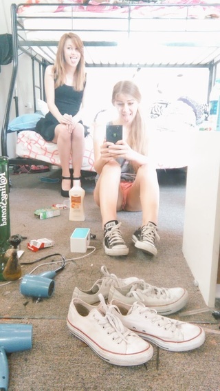 tries take stupid picture