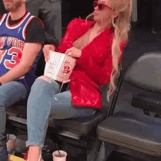 @iamcardib https://t.co/vurgbnebwn