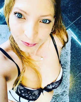 happy bergfest 🥰

bald ist