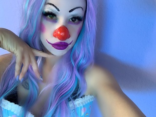 brat clown https://t.co/aa4bicsc7a