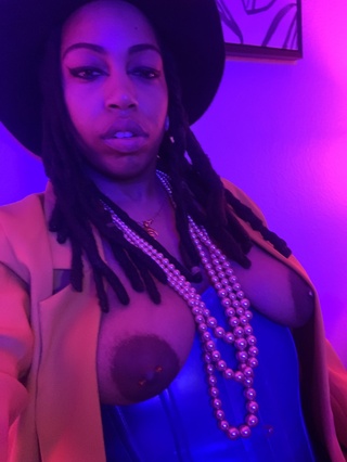madam the dom https://t.co/9cdpajfwzm