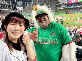 ナイスゲームだった😭
こんな試合あるんか😭
声出しすぎて喉ガラガラやわ😭
メキシコおじさんとも終わったら握手 ̗̀🤝 https://t.co/yqk5cd6ofo
