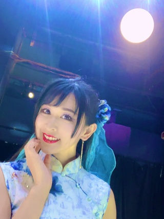 演目によっては皆さんの配慮により
すごい静寂の中で踊る事は今までに何度もあったと思うんですが
今回の演目には拍手の音は合いますかね🤔⁇
自由に観て欲しいし気持ちは嬉しいけど今回のは拍手も本当に最後だけで十分な気がして
静かな中にパチパチ聞こえると演目の雰囲気が損なわれるような気もして https://t.co/vjsifxrbxa