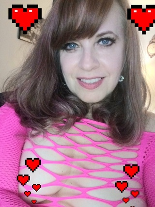 #happyvalentinesday #fetishmodel #blueeyes #onlyfansgirl