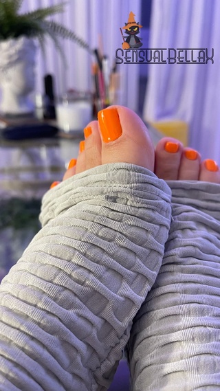 happy halloween everyone

#happyhalloween #pedicuredtoes
