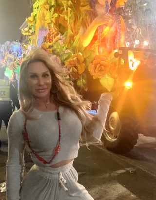 feliz mardi gras i’m