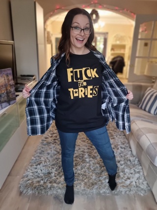 love new @kuntandthegang t-shirt