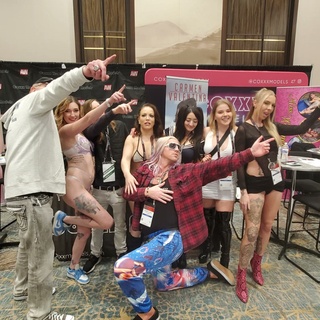 avn foto dump grupo