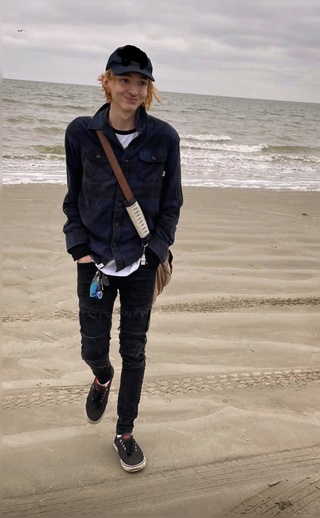 playa bleach rubias leo