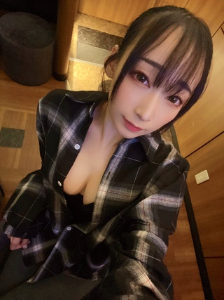 bar蓮実クレア改め、2号店のラウンジ蓮実クレアは本日から深夜1時閉店
男子従業員と私とふたばと春凪ちゃんは
haruに移動してきたよ~(*ơᴗơ) https://t.co/gg2vrnrtpv