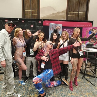 avn foto dump grupo