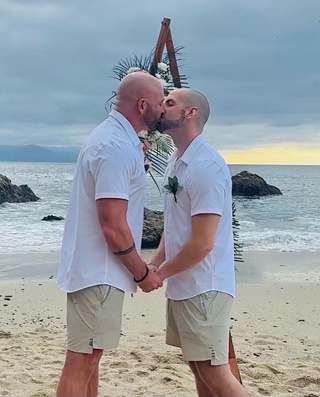 officially husband husband ❤️🙏