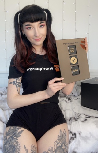 crying 

@pornhub https://t.co/mnax2vn0w7