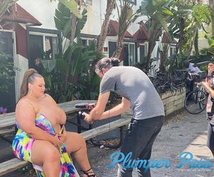 BBW Veronica Jasmine @BBWveronicaJ in the streets of Miami shooting for https://t.co/NRCuyTH6rc Bigger and Badder in 2022 Plumperpass https://t.co/Khezaay5wi