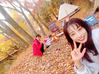 志穂ちゃんとキャンプ🏕行ってきたよ☺️
そんなに寒くもなく紅葉もしていて、すごく良い季節ですね🤭
楽しかったー❣️
帰ってきたとこだけど早速もう行きたいな🏕 https://t.co/ifmozf3n2q