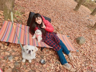 志穂ちゃんとキャンプ🏕行ってきたよ☺️
そんなに寒くもなく紅葉もしていて、すごく良い季節ですね🤭
楽しかったー❣️
帰ってきたとこだけど早速もう行きたいな🏕 https://t.co/ifmozf3n2q