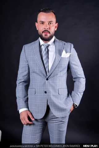 #mancrushmonday ❤️
award-winning suited semental