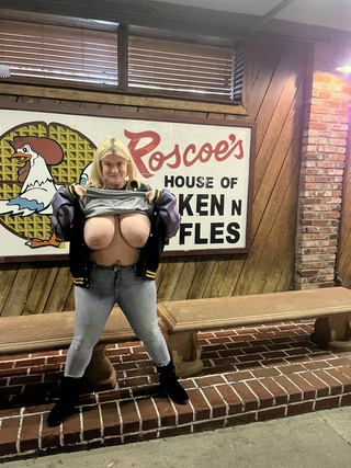 #roscoeschickenandwaffles and boobs @mrdarrellkaboom