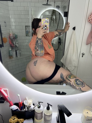 pov were sexting and