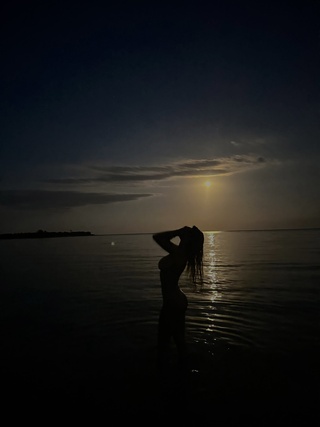 🌕🧜🏽‍♀️💫 https://t.co/9k42shbdx6