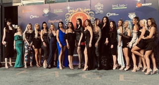 the #awsummit premios have