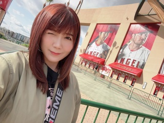侍ジャパンが帰国しましたが、私は昨日からlaへ🙋‍♀️
八村くんがレイカーズ🏀とは感慨深い…🥹
そして今日は大谷くんロスすぎてアナハイムへグッズを買いに行きました🥲 https://t.co/q0tuhepwsu