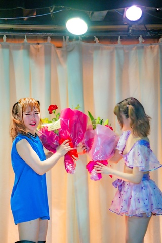 小倉7日目。今日はサプライズ周年イベント、完全に油断してました
嬉し泣きすぎました❗️
こんな嬉しい事はありません🥹
幸せすぎる日をありがとうございました。 https://t.co/eebdlvrgjb