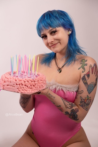 happy birthday today https://t.co/qxn1xc8cda