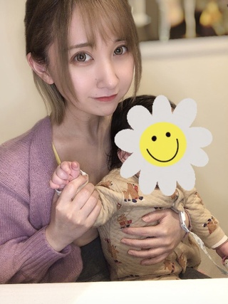本気も本気！見てくれた方ありがと♥️
放送開始と共に娘ﾁｬﾝ起きちゃって抱っこしながらだったから完全母ちゃんモードになってしまいいつもの半分もおもろい事言えなくて申し訳ない！！！
母の水着引っ張って乳首丸出しにした事(映ってはない)以外いい子にしてくれてて助かったヨ👶
#ニコジョッキー https://t.co/brln5d2ekg