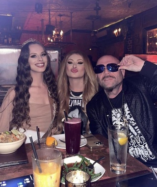 cumpleaños cena hollywood @lisadaniels3