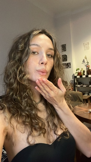 can borrow beso promesa