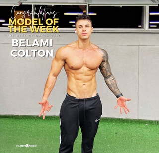 his sexy cuerpo and