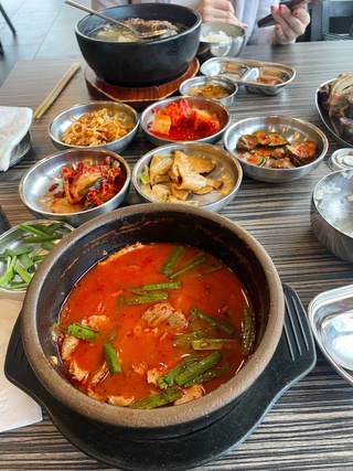 love korean food https://t.co/gbm3efmxmm