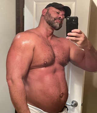 selfie saturday's men pull