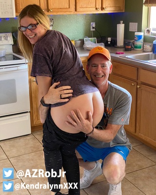 feliz feliz cumpleaños @kendralynnxxx