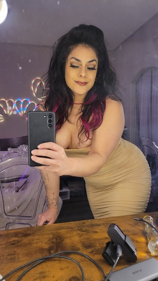 wanna see what's under