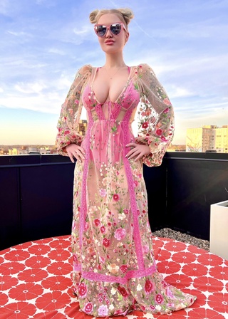 tú like cumpleaños dress?

the