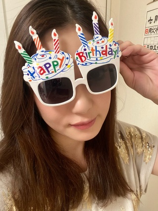 見る専になって全然書いてないけど、覚えててくれて……メッセージ有難う御座います。
めちゃくちゃ照れ臭いけど、母に有難うと送りました。私は元気です。(最近、ウーパールーパーの家族が2匹増えました) https://t.co/womb3kvcaz