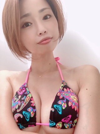 海の日⛱️☀🏝️🐠⛵️🐬

ということで、ビキニりさぴょん👙どぞ(´｡•∀•｡)っ⌒♡｡． https://t.co/tk9cnwvipx