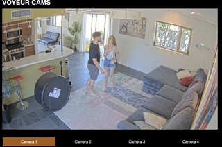 who’s watching the live