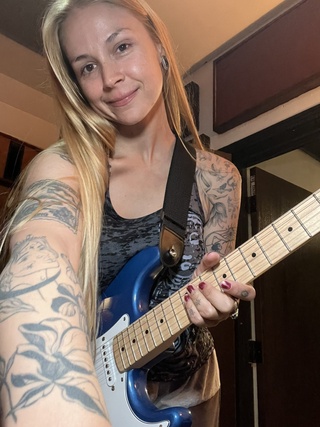 https://t.co/uwhsskyzyd call 🥰🎸🫠🥰 let’s