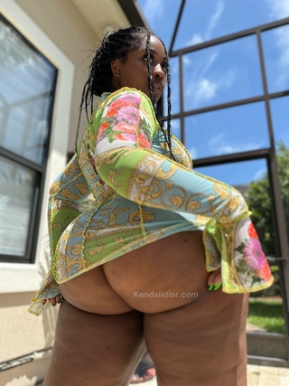 eat ass public https://t.co/b9fmdag1kt