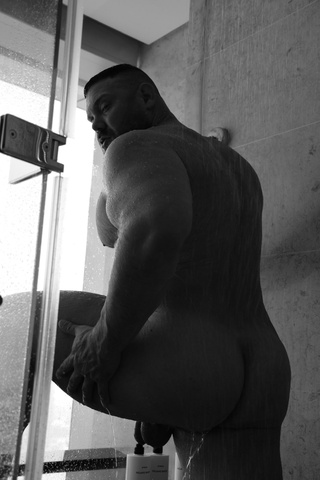 who quiere ducha with