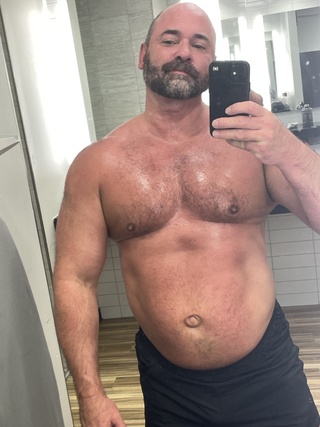 selfie saturday's men show