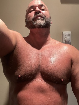 selfie saturday's men show
