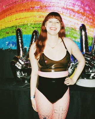 feliz pride 🏳️‍🌈🏳️‍⚧️ https://t.co/ykeg32gtxn