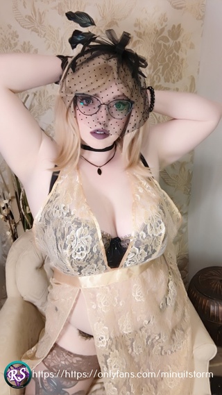 you like girls glasses