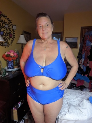 carrie moon onlyfans.com/carriemoon